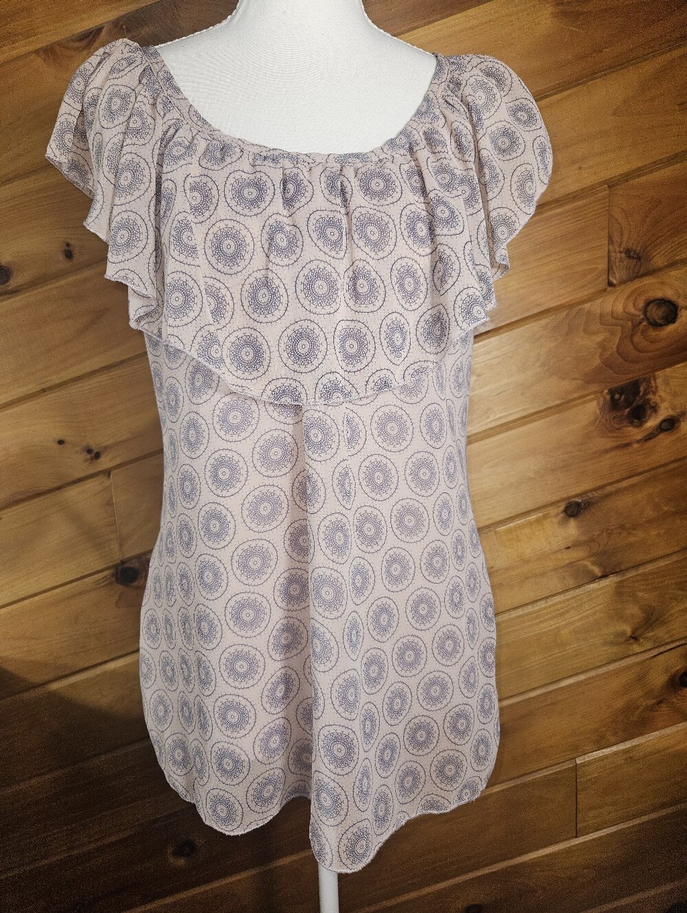 Peridot Women's Sheer Lined Ruffled Blouse Mandala Design Pale Pink/Gray Sz L